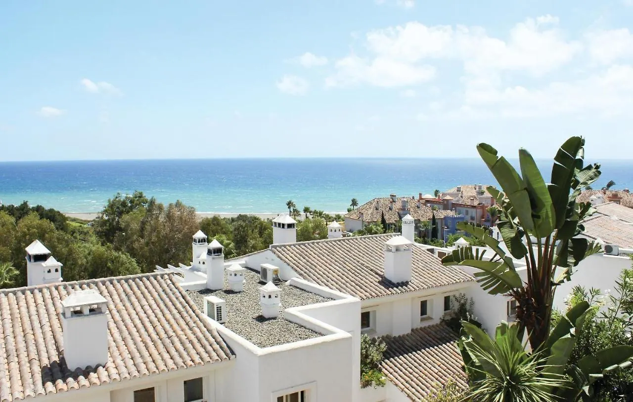 Stunning Home In Bahia De Casares With Jacuzzi Holiday home